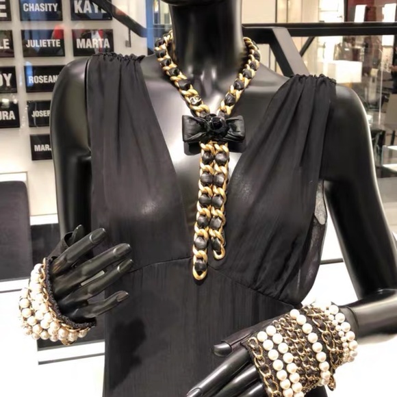 chanel necklace - Picture 4 of 4